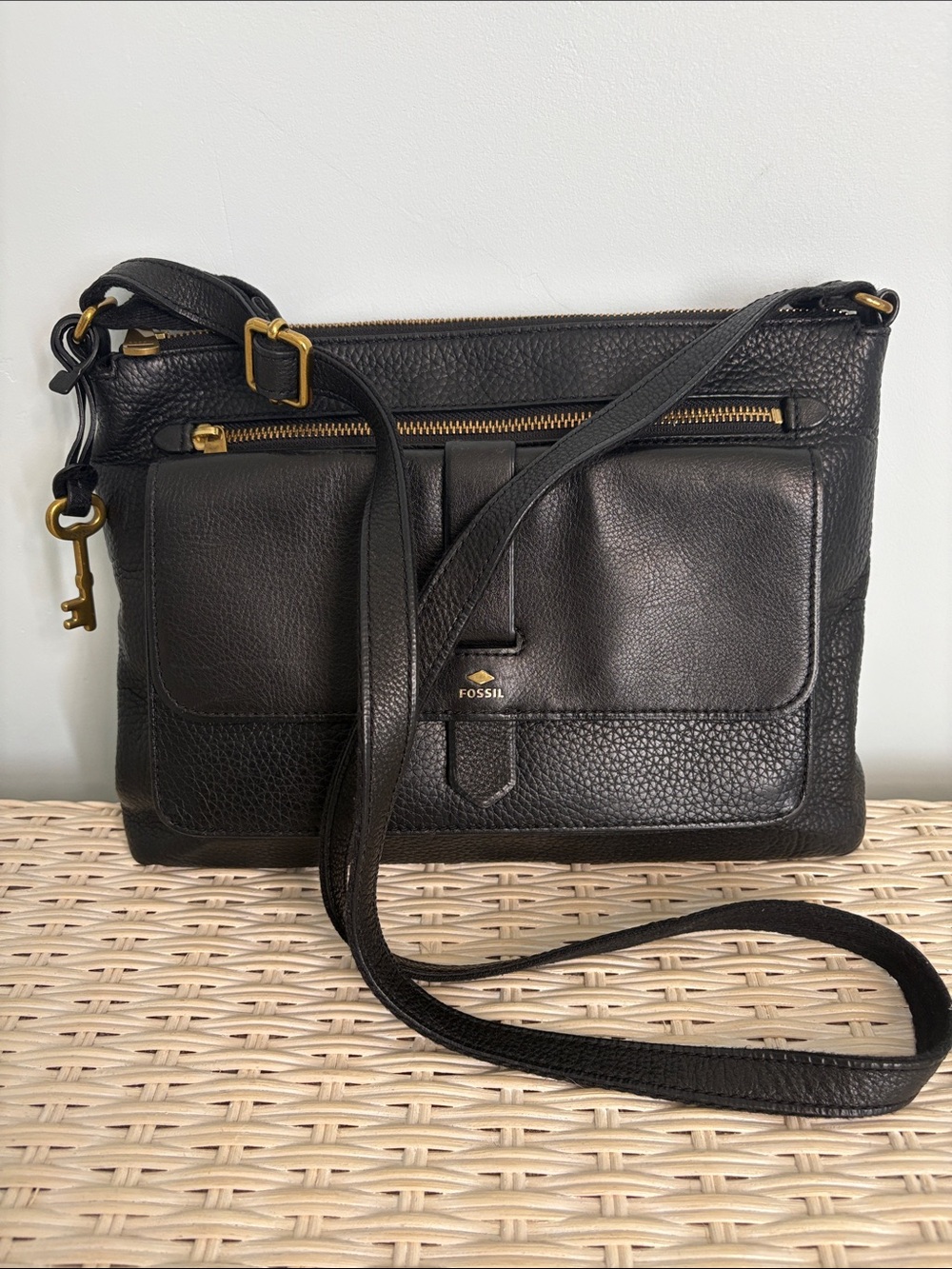 Fossil Kinley Black Pebbled Leather Crossbody Bag